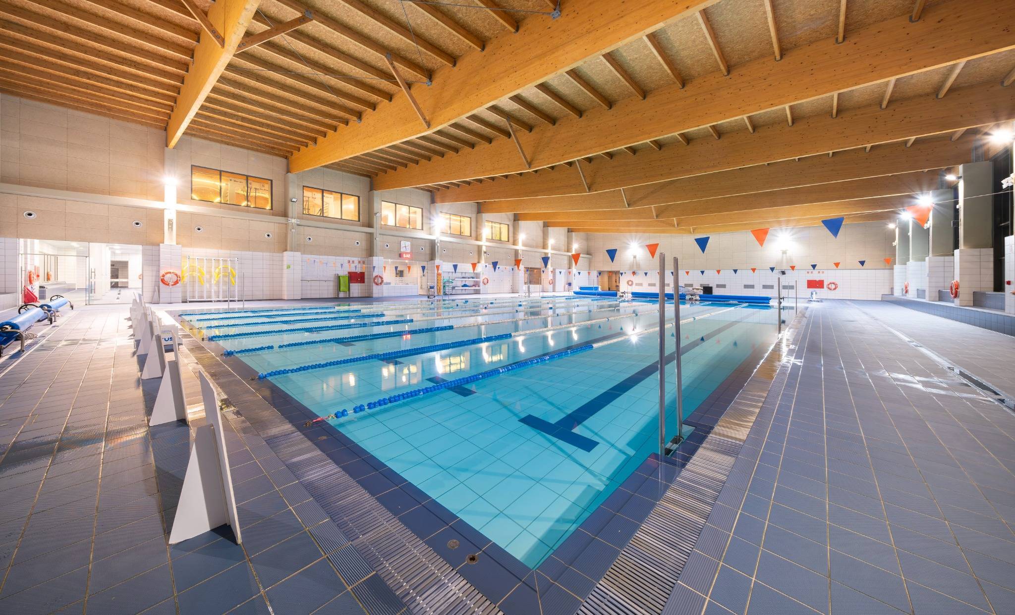 10_Forus_Madrid_fuenlabrada_Piscina